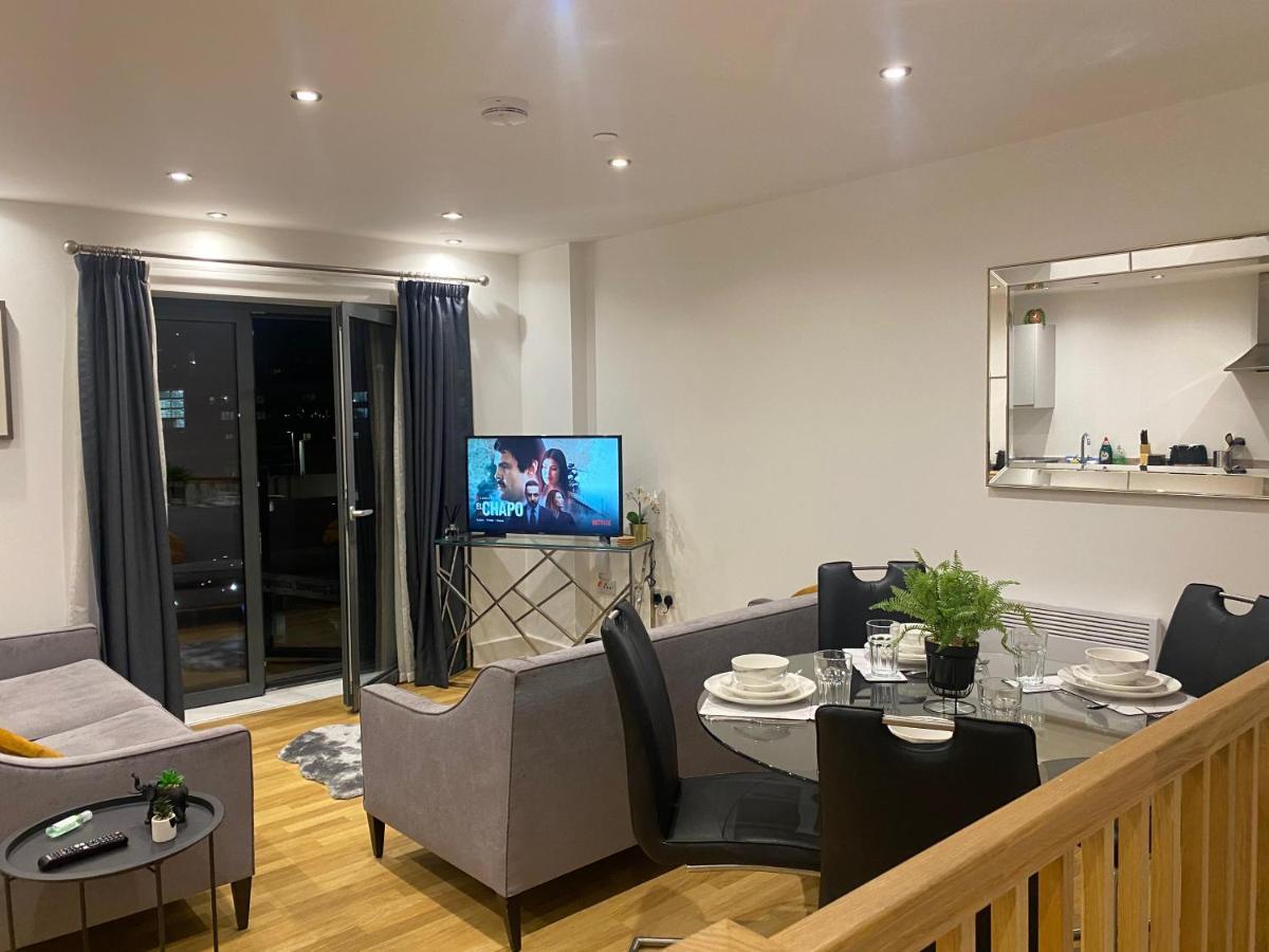 Modern 2 Bed Apartment With Juliet Balcony - Dhb Stays Leeds  Exterior foto